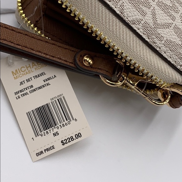 MICHAEL KORS Jet Set Travel Continental Zip Wallet - Picture 5 of 12